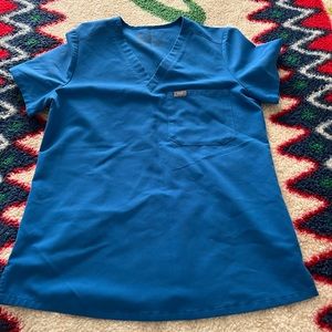 Figs Catarina scrub top